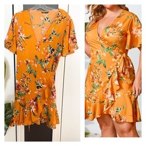 **SOLD** Tangerine floral print short wrap dress w tie (new) Shein Curve 0XL